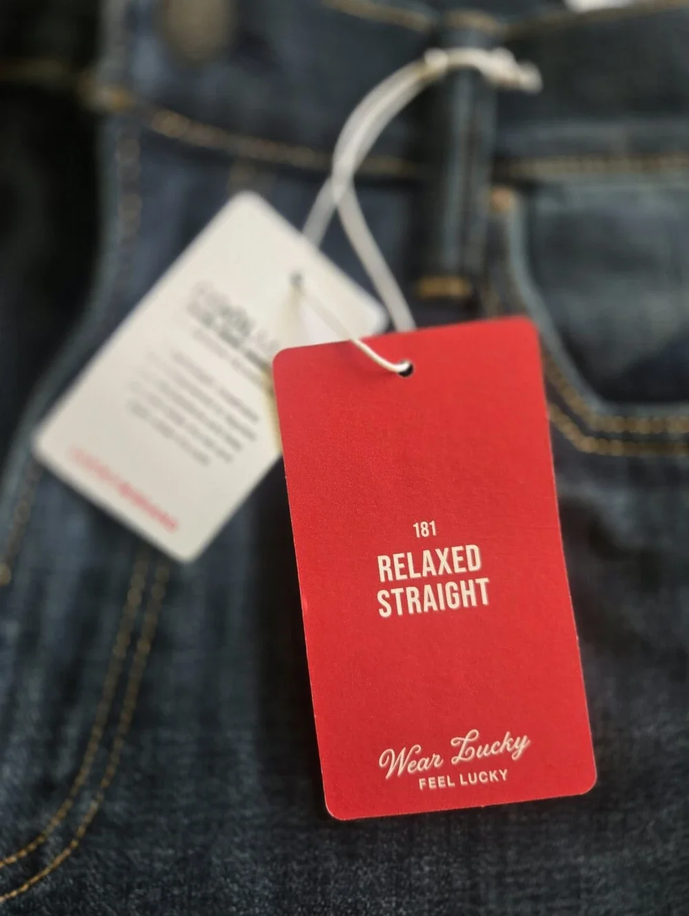Lucky Brand NWT 181 Relaxed Straight Coolmax Jean  33 x 32